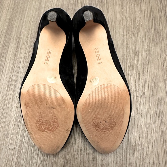 ⭐️2for$15⭐️ Vince Camuto ankle booties - Picture 3 of 3